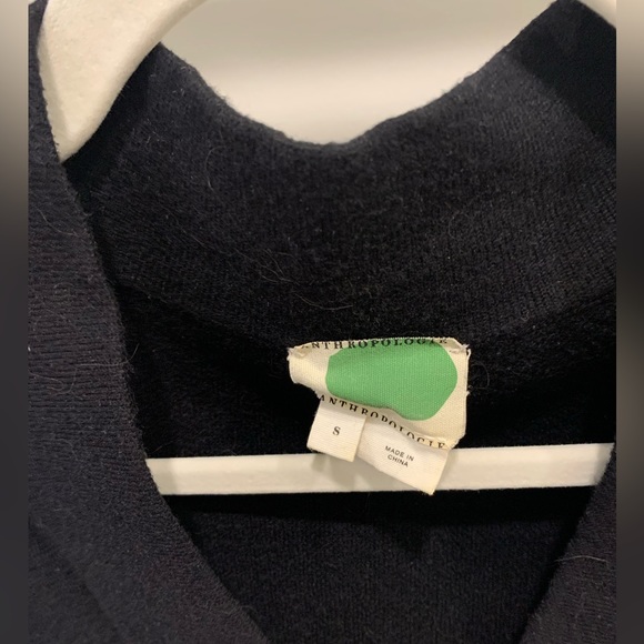 Anthropologie sleeveless knit top with wrap waist. Size small - Picture 3 of 4